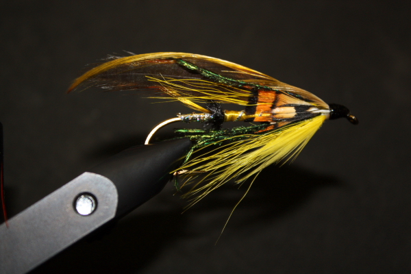 Green Highlander Streamer